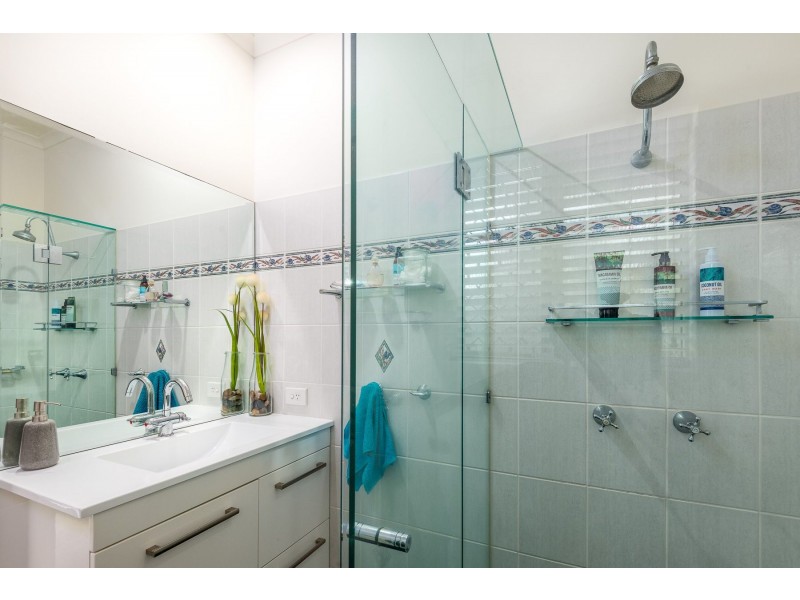 8 Cronulla Close, Kewarra Beach QLD 4879