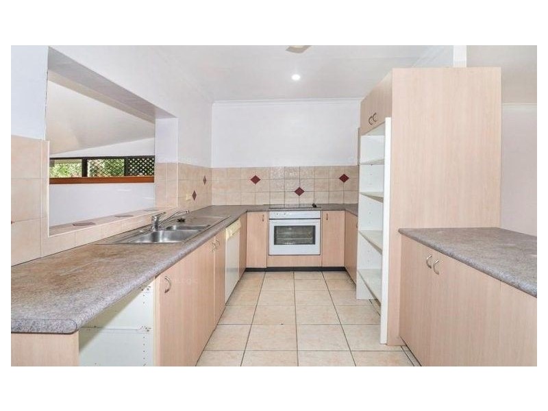 42 Gavin Street, Smithfield QLD 4878