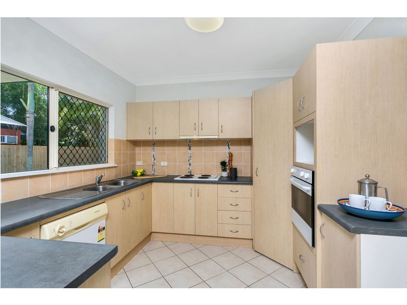 2 ELLIS CL, Kewarra Beach QLD 4879
