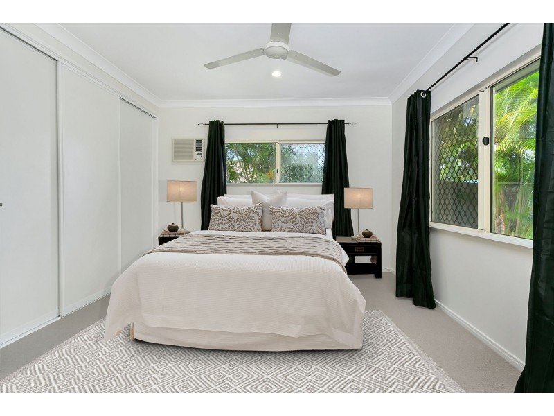 2 ELLIS CL, Kewarra Beach QLD 4879