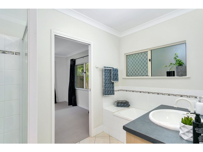 2 ELLIS CL, Kewarra Beach QLD 4879