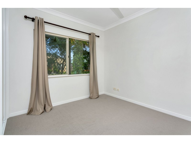 2 ELLIS CL, Kewarra Beach QLD 4879