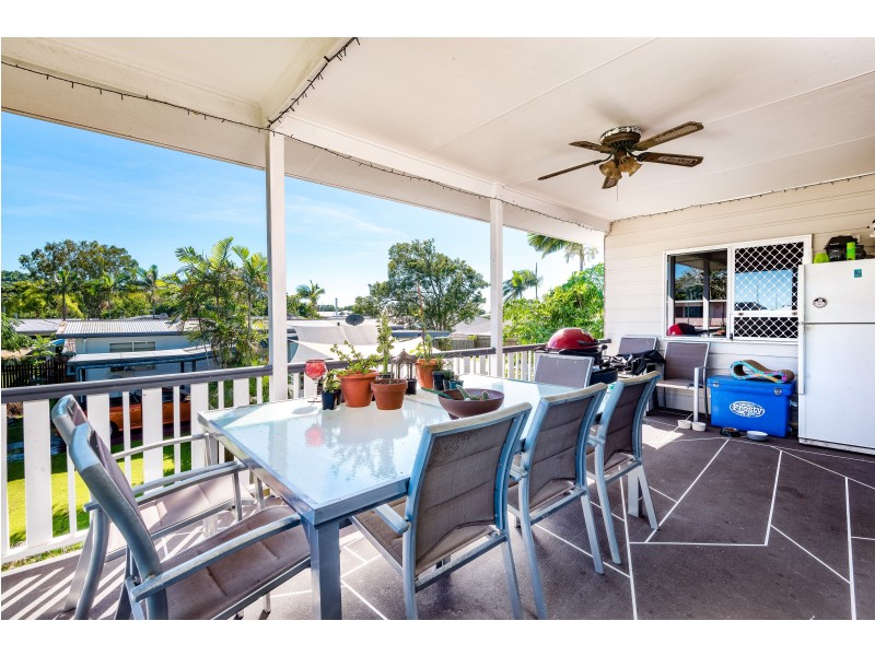 27 Debbie Street, Trinity Park QLD 4879