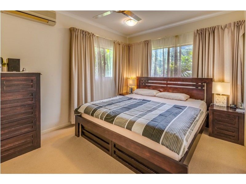 10/71-73 Cedar Road, Palm Cove QLD 4879