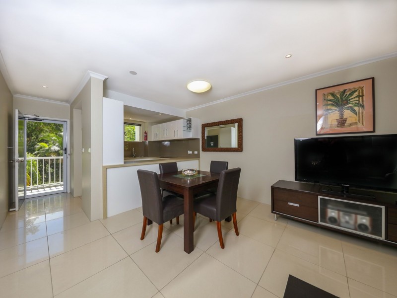 232/305-341 Coral Coast Drive, Palm Cove QLD 4879