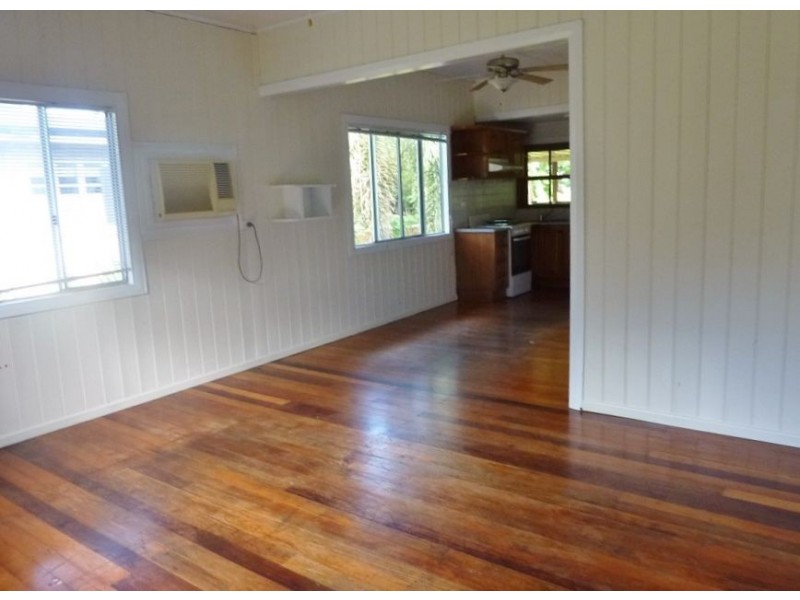 39 Casella Street, Earlville QLD 4870