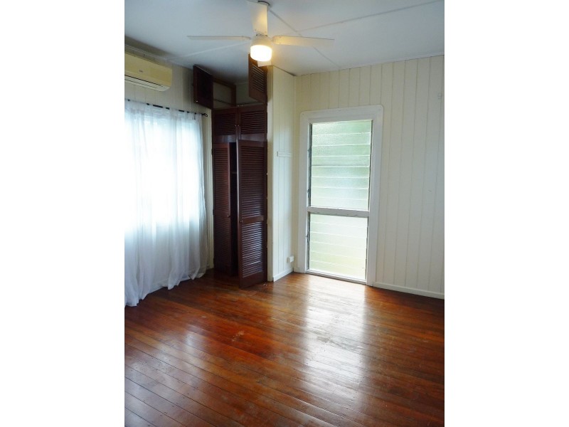 39 Casella Street, Earlville QLD 4870