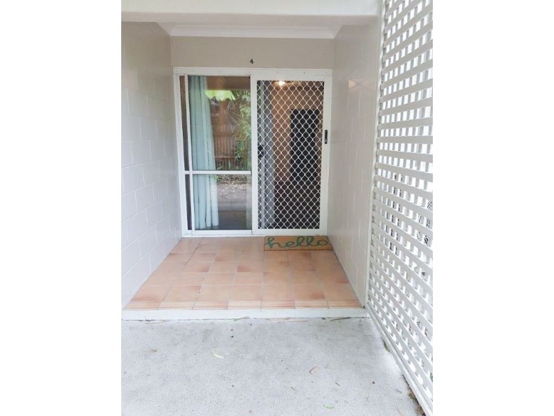 4/171 Hoare Street, Manunda QLD 4870