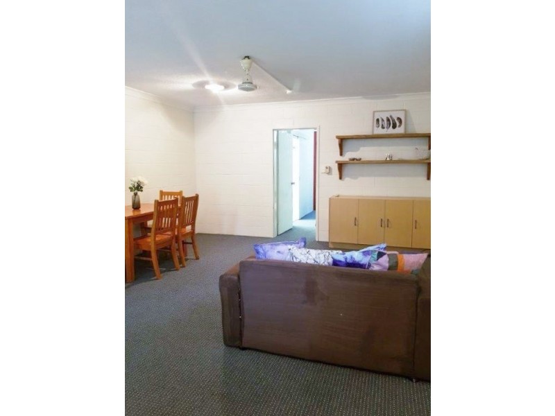 4/171 Hoare Street, Manunda QLD 4870