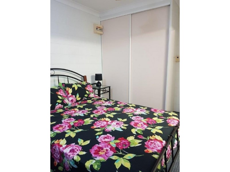 4/171 Hoare Street, Manunda QLD 4870