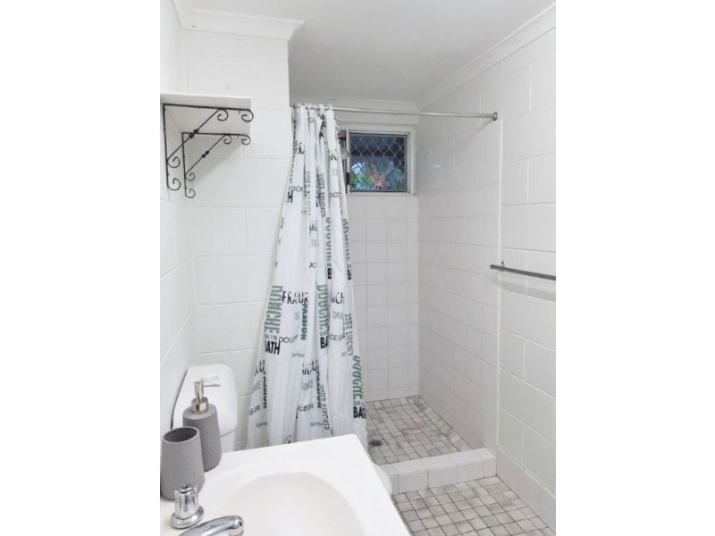 4/171 Hoare Street, Manunda QLD 4870