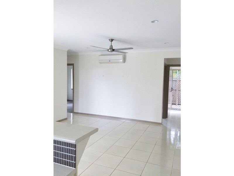 28 Goldberg Close, White Rock QLD 4868