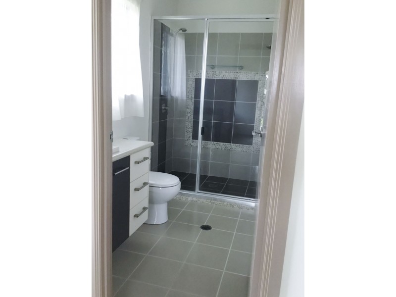 28 Goldberg Close, White Rock QLD 4868