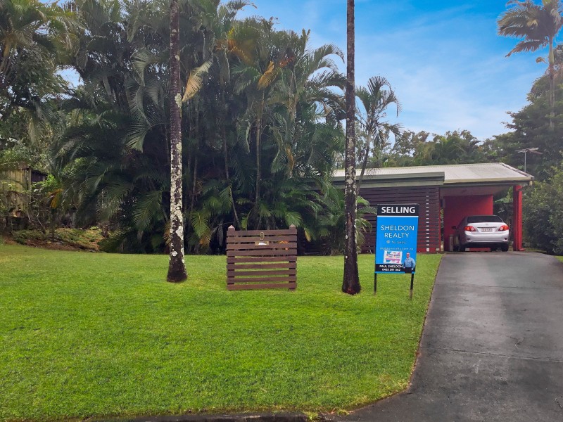 9 Coleus Court, Mooroobool QLD 4870