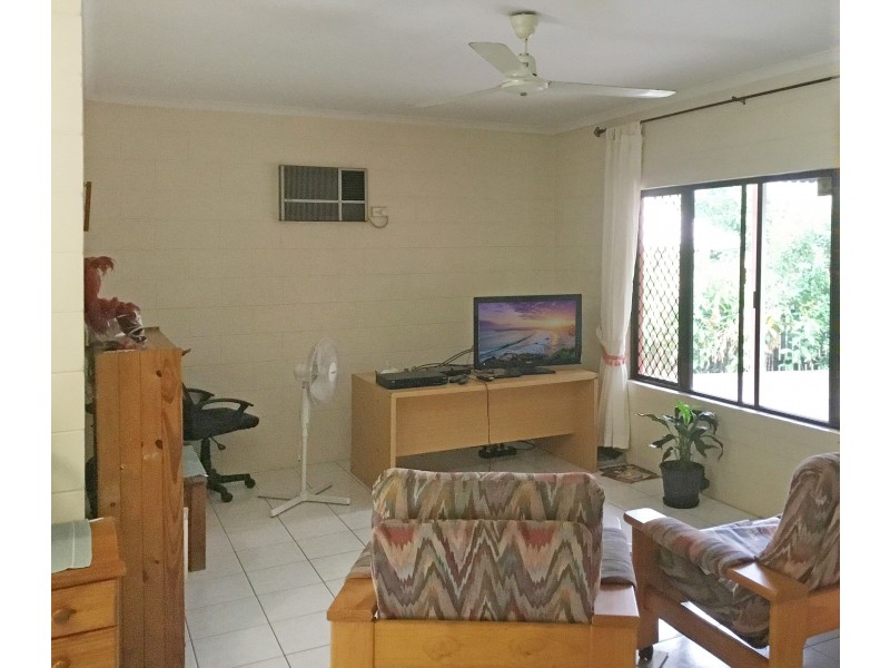 9 Coleus Court, Mooroobool QLD 4870