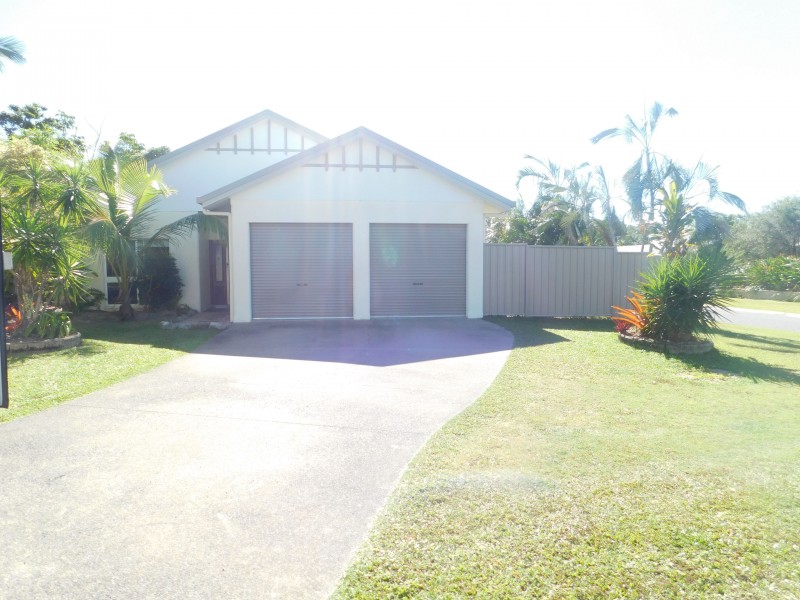 11 WHALE CL, Kewarra Beach QLD 4879