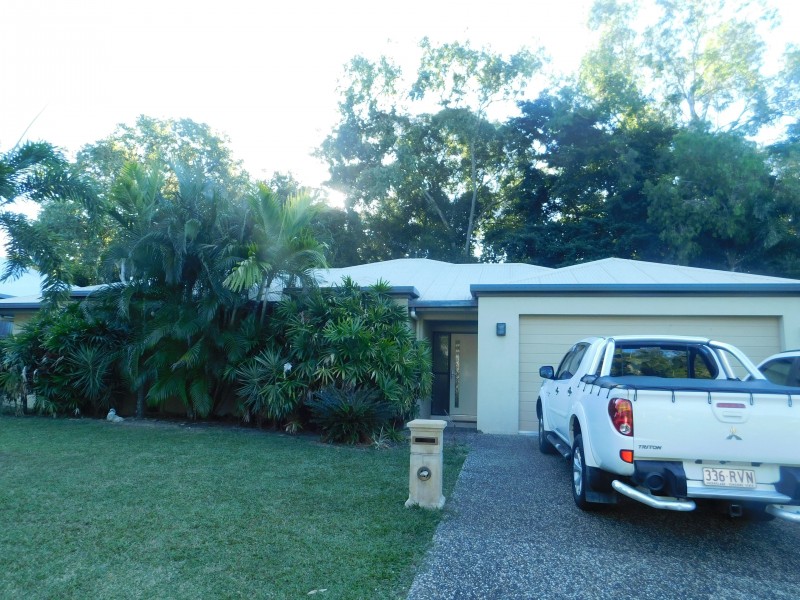 2 Petrie Close, Kewarra Beach QLD 4879
