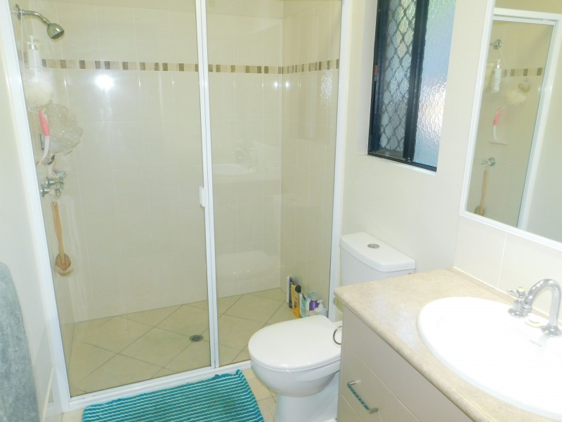 2 Petrie Close, Kewarra Beach QLD 4879