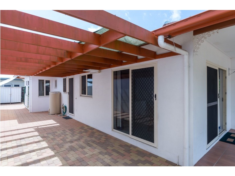 1/55 Cunningham Street, Yorkeys Knob QLD 4878
