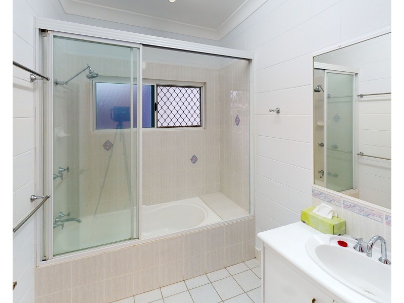 2 Cherry Close, Mount Sheridan QLD 4868
