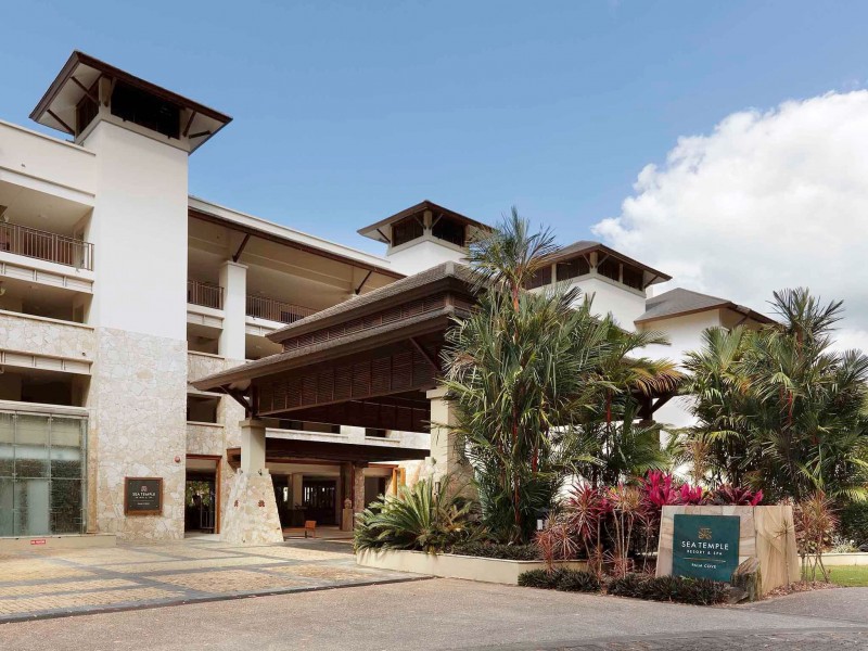 208/209/5 Triton Street, Palm Cove QLD 4879