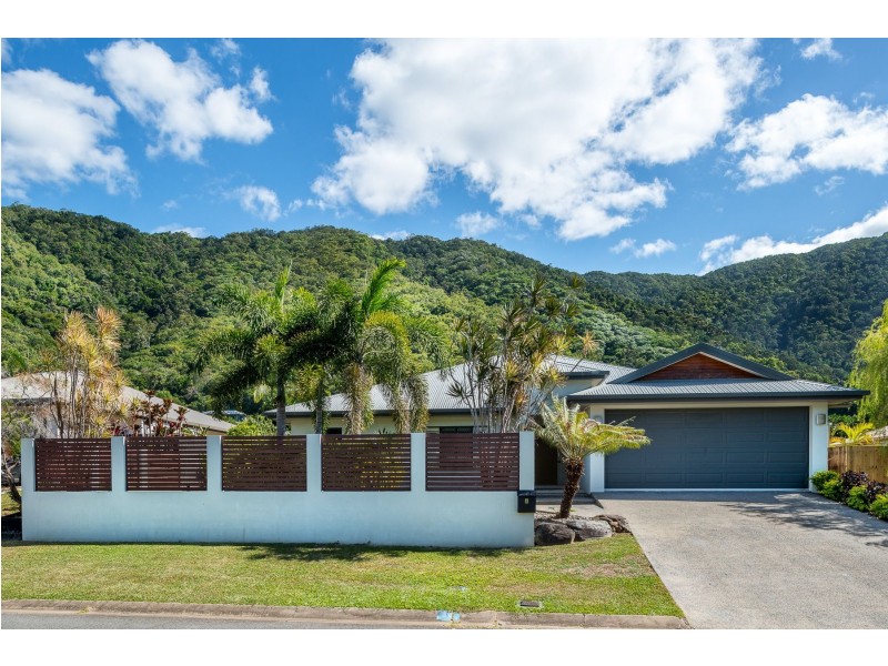 6 Palmetto Street, Palm Cove QLD 4879