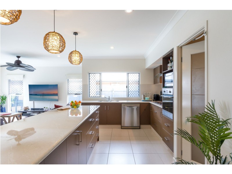 10 Myalup Close, Kewarra Beach QLD 4879