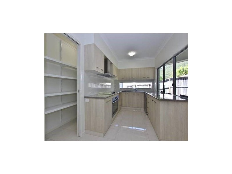 6 Sago Close, Palm Cove QLD 4879