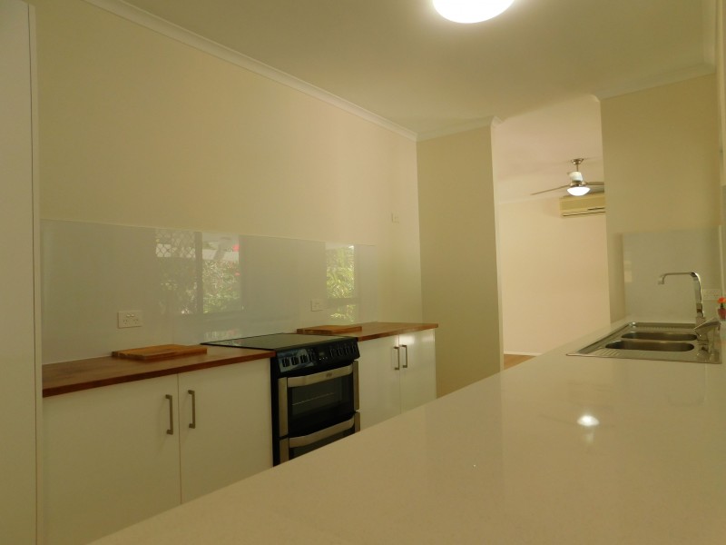 14 Beaver St, Clifton Beach QLD 4879