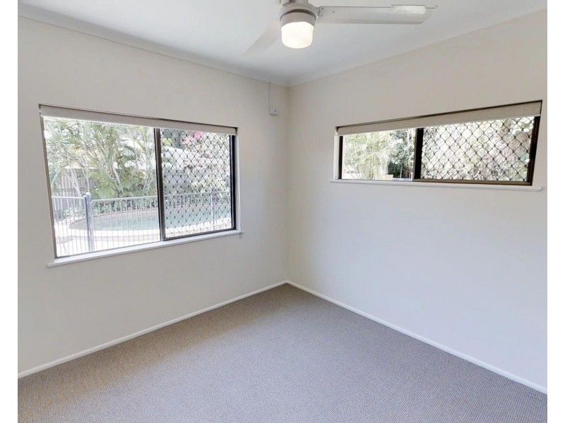 14 Beaver St, Clifton Beach QLD 4879