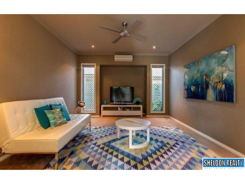 6 Bushlark Pl, Smithfield QLD 4878