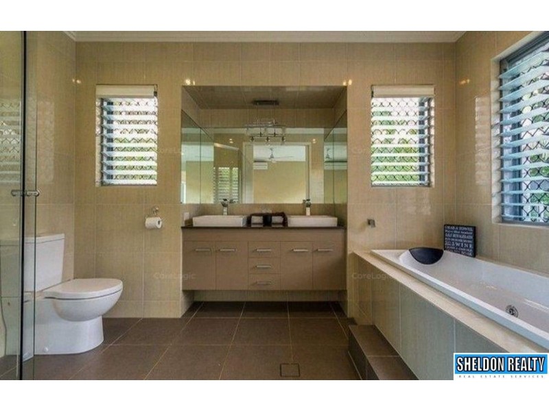 6 Bushlark Pl, Smithfield QLD 4878
