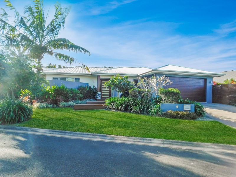 6 Bushlark Pl, Smithfield QLD 4878