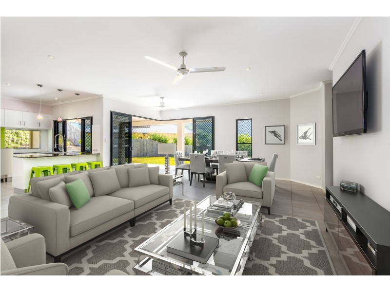 25 Willoughby Close, Redlynch QLD 4870