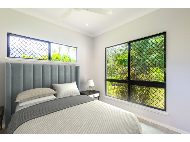 25 Willoughby Close, Redlynch QLD 4870