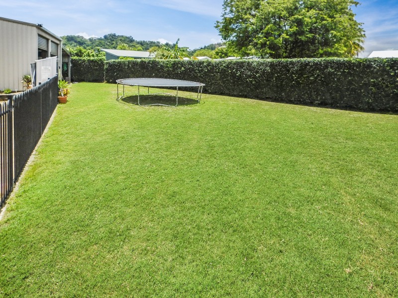 2 Adam Drive, Brinsmead QLD 4870