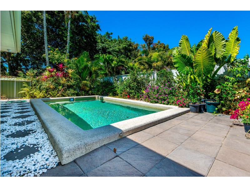 33 Parkinson Avenue, Kewarra Beach QLD 4879