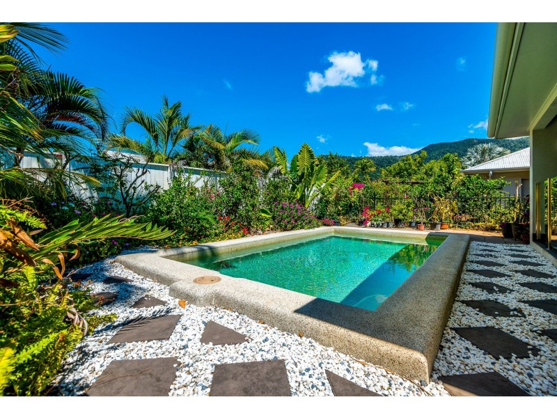 33 Parkinson Avenue, Kewarra Beach QLD 4879