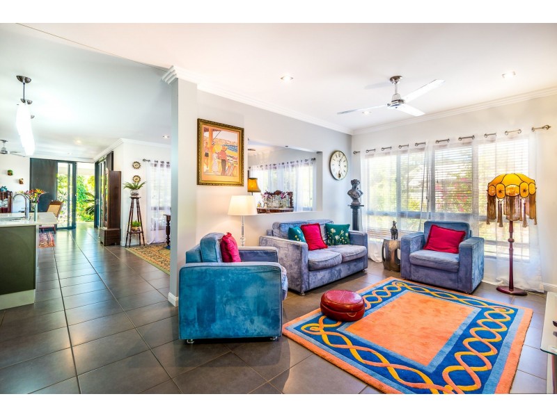 33 Parkinson Avenue, Kewarra Beach QLD 4879