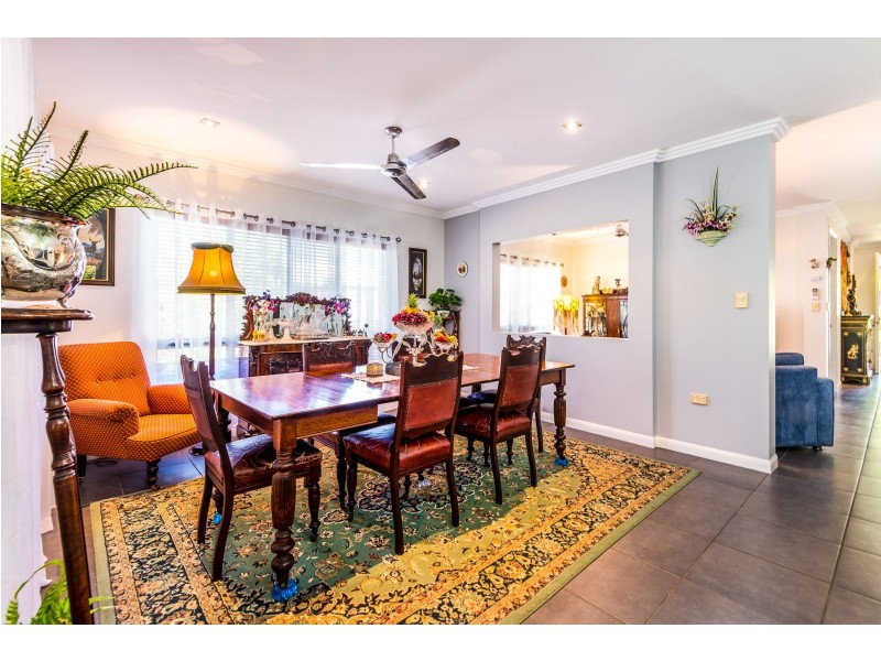 33 Parkinson Avenue, Kewarra Beach QLD 4879