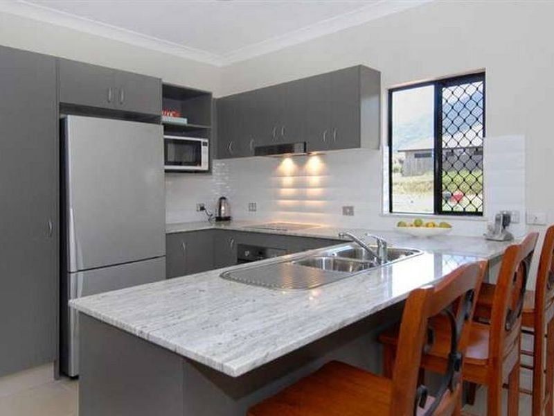 18 Conway Close, Bentley Park QLD 4869