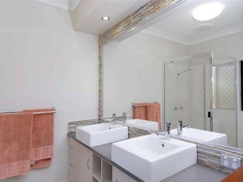 18 Conway Close, Bentley Park QLD 4869