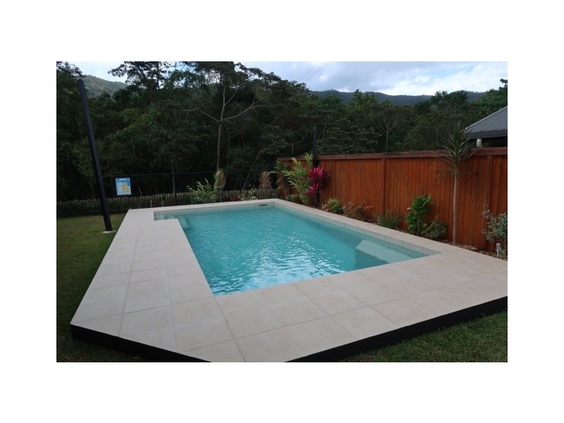 18 Conway Close, Bentley Park QLD 4869