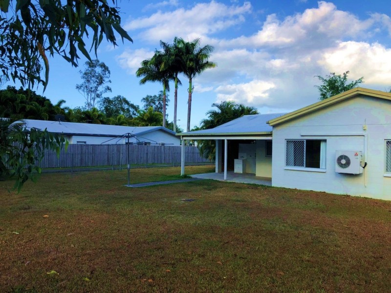 7 Vigilant Close, Bentley Park QLD 4869