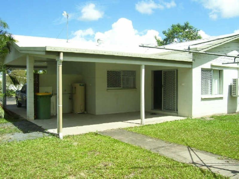 7 Vigilant Close, Bentley Park QLD 4869