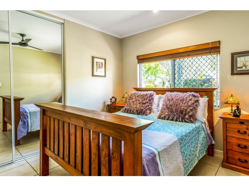 38 Bramble Street, Clifton Beach QLD 4879