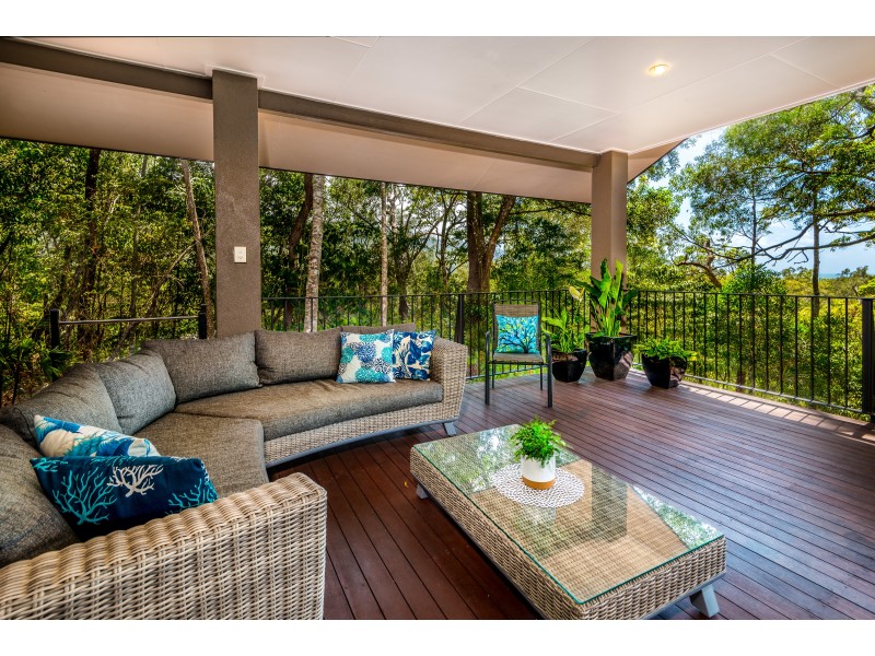 61 Leonard St, Kewarra Beach QLD 4879