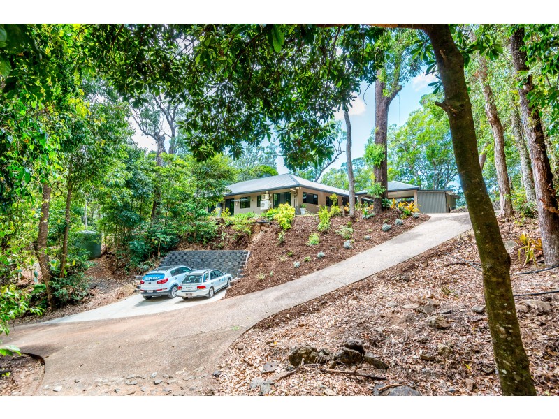 61 Leonard St, Kewarra Beach QLD 4879