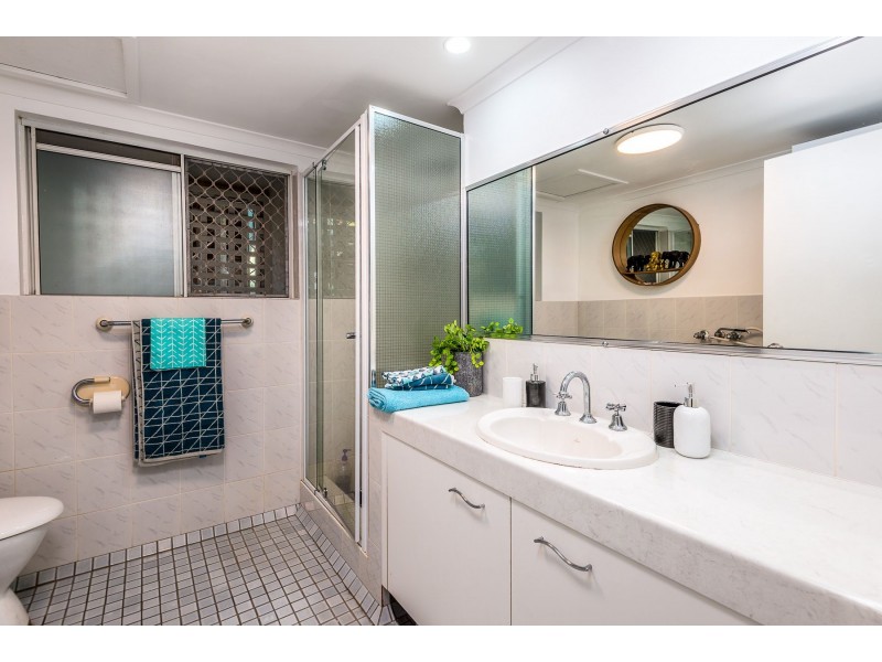 26/1 Ray Street, Yorkeys Knob QLD 4878