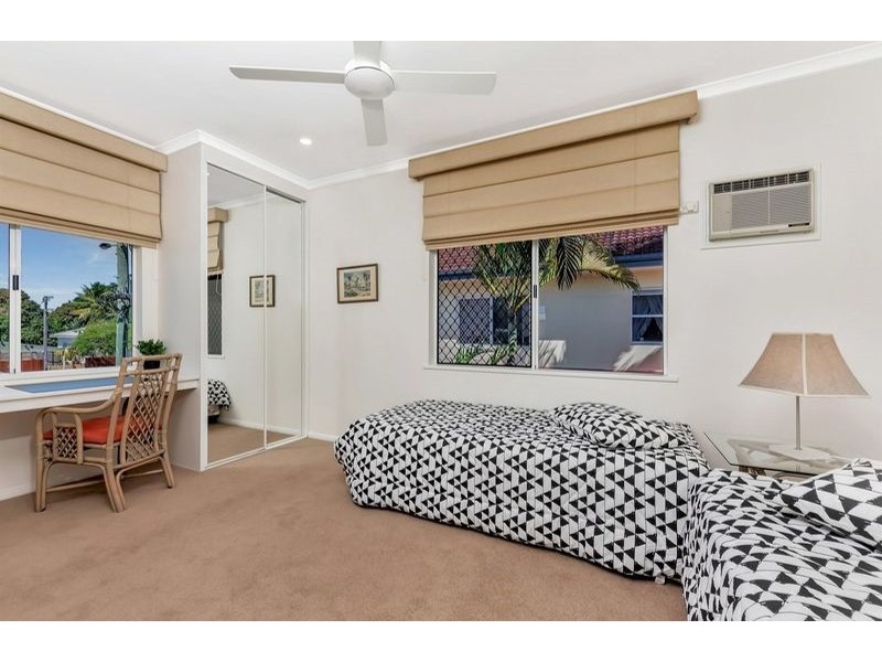 1/60 Charles Street, Parramatta Park QLD 4870